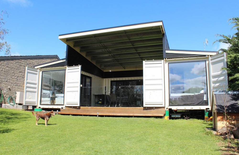 Beautiful Container House with River View – Australia